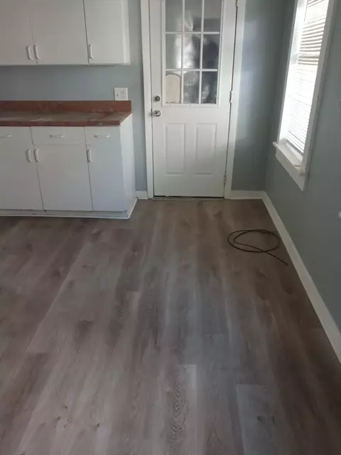 207 209 White St, Springfield, MA 01108 photo 6