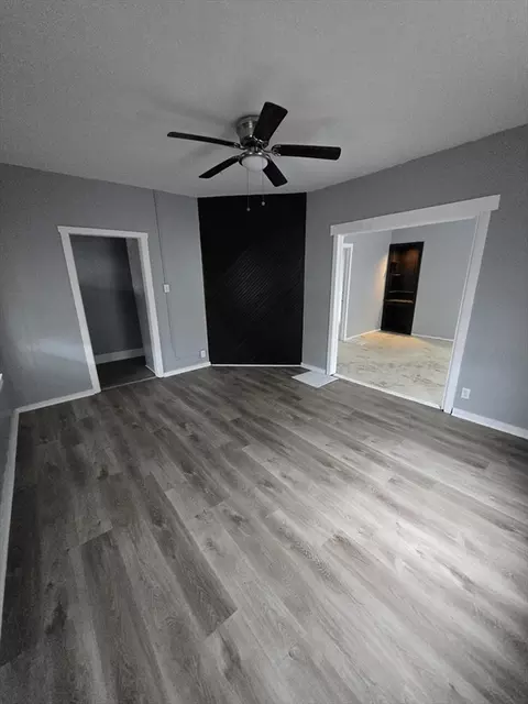 207 209 White St, Springfield, MA 01108 photo 9