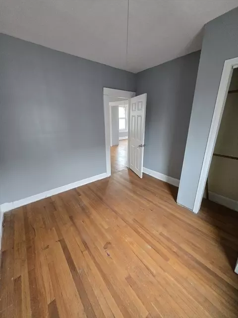 207 209 White St, Springfield, MA 01108 photo 14