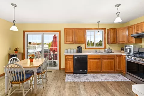4 Laurel Dr, Easthampton, MA 01027 photo 13