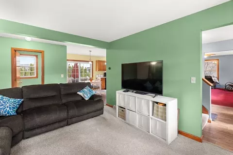 4 Laurel Dr, Easthampton, MA 01027 photo 26