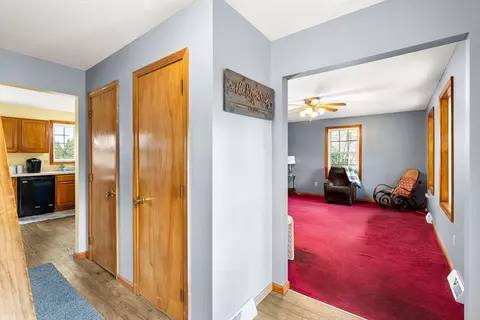 4 Laurel Dr, Easthampton, MA 01027 photo 22