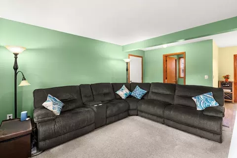 4 Laurel Dr, Easthampton, MA 01027 photo 24