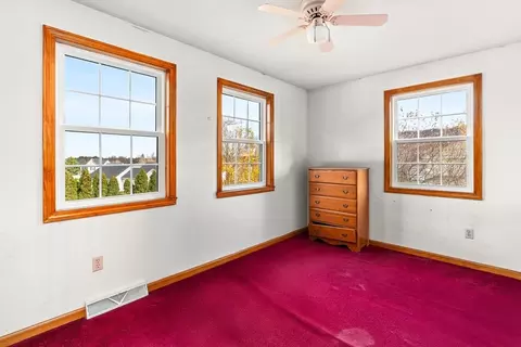 4 Laurel Dr, Easthampton, MA 01027 photo 39