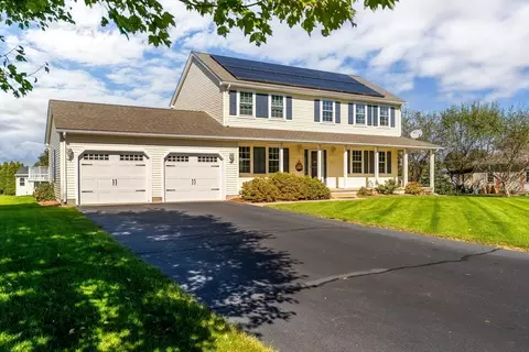 4 Laurel Dr, Easthampton, MA 01027