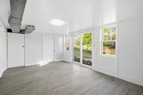 19 Emily St, Springfield, MA 01109 photo 35