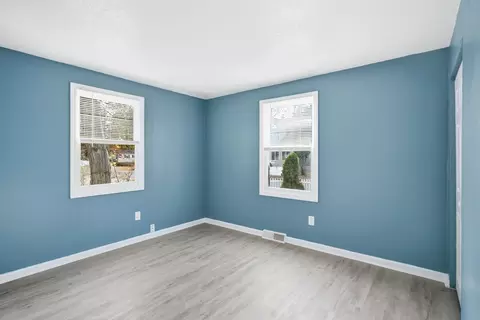 19 Emily St, Springfield, MA 01109 photo 18