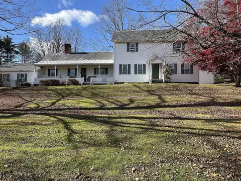 696 Bernardston Rd, Greenfield, MA 01301
