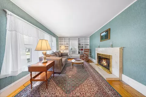 34 Monroe Ave, Worcester, MA 01602 photo 6