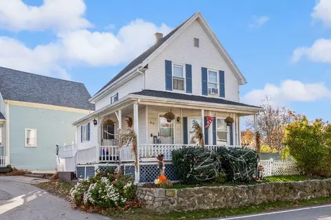 65 Poplar St, Gloucester, MA 01930