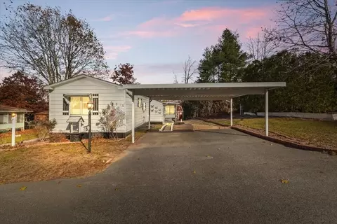5 Presidents Way, Carver, MA 02330