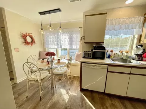 700 Shore Dr #6-604, Fall River, MA 02721 photo 6