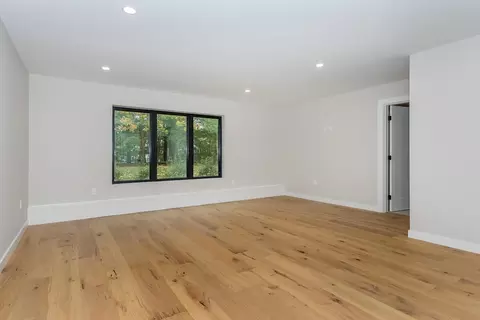 62 Evelyn Rd, Needham, MA 02494 photo 12
