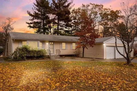 11 Francine Dr, Holliston, MA 01746