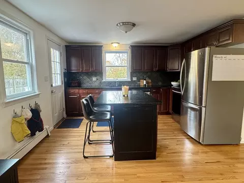 519 Maple St, Danvers, MA 01923 photo 5