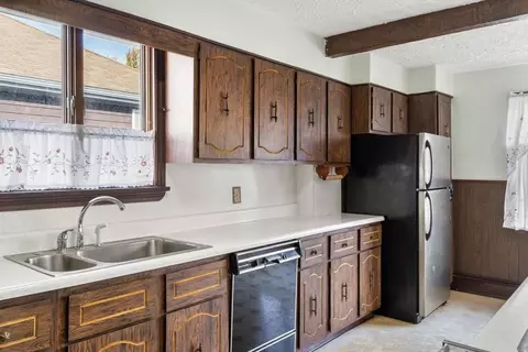 Kitchen - 37 Greenhalge Ave, Everett, MA 02149 photo 4 of 7