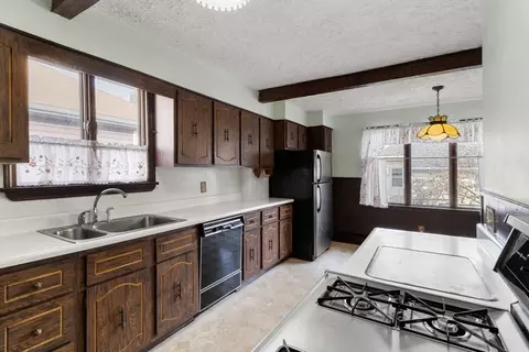 Kitchen - 37 Greenhalge Ave, Everett, MA 02149 photo 3 of 7