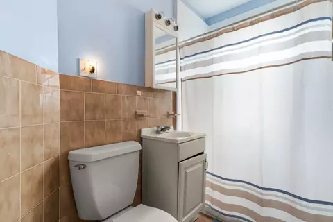 Bath - 37 Greenhalge Ave, Everett, MA 02149 photo 2 of 2