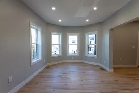 75 Sycamore St, Everett, MA 02149 photo 4