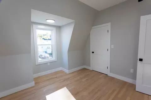 75 Sycamore St, Everett, MA 02149 photo 12