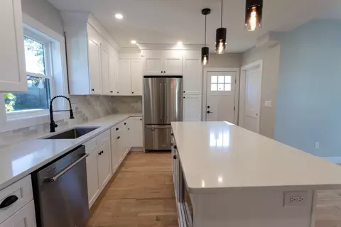 75 Sycamore St, Everett, MA 02149 photo 10