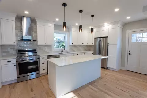 75 Sycamore St, Everett, MA 02149 photo 6
