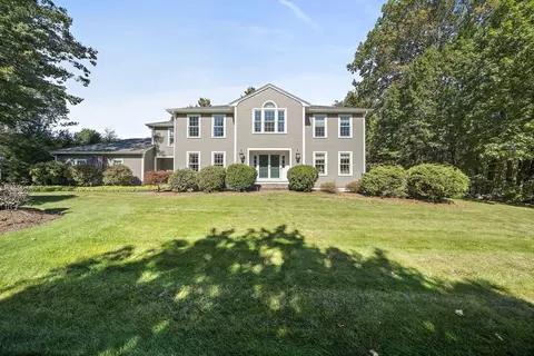 48 Lexington, Holden, MA 01520