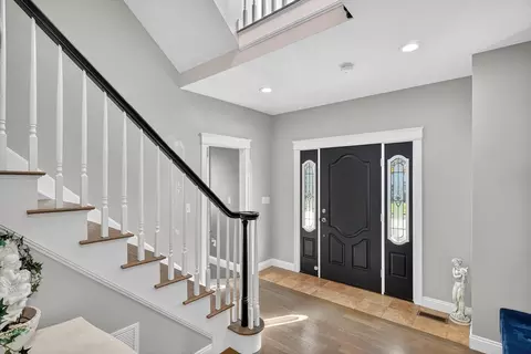 6 Colby Rd, Danvers, MA 01923 photo 2