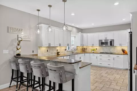 6 Colby Rd, Danvers, MA 01923 photo 4