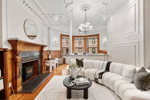 261 Marlborough St #4R, Boston, MA 02116