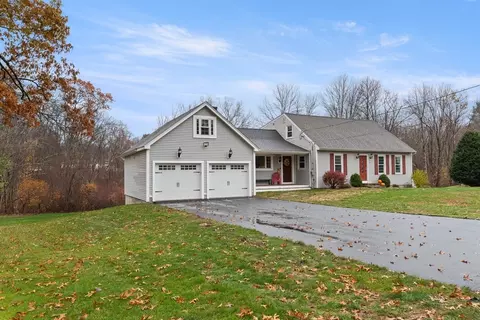 5 Mercury Cir, Andover, MA 01810