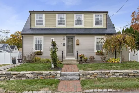 15 First St, Weymouth, MA 02188