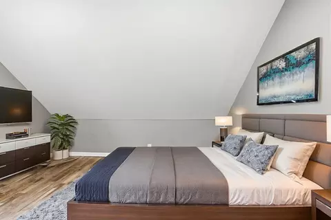 Bedroom - 53 James St, Worcester, MA 01603 photo 5 of 7