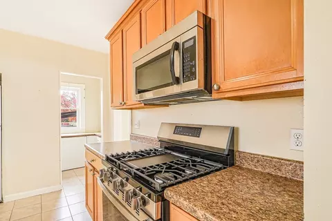 Kitchen - 18 Sycamore St, Springfield, MA 01109 photo 1 of 2