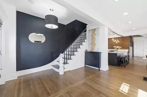 22 Spring St, Everett, MA 02149 photo 4