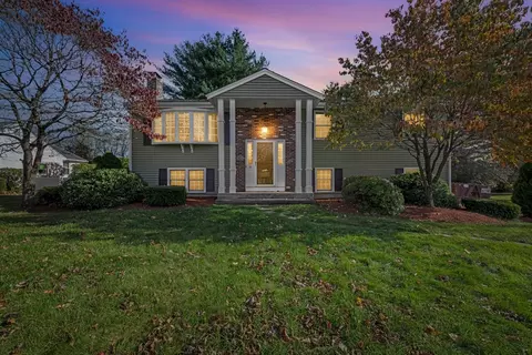 59 Indian Meadow Dr, Northborough, MA 01532