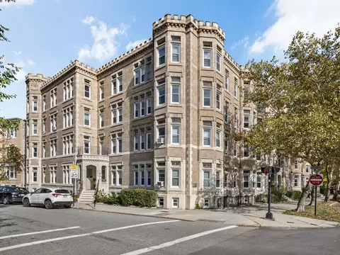 3 Englewood Ave #9, Brookline, MA 02445