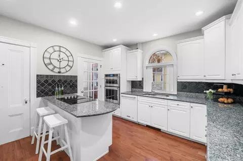 5 Beacon St, Danvers, MA 01923 photo 11