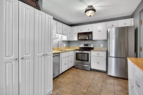38 Bennett St #3D, Wakefield, MA 01880 photo 10