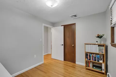 16 Glen Rd, Reading, MA 01867 photo 12