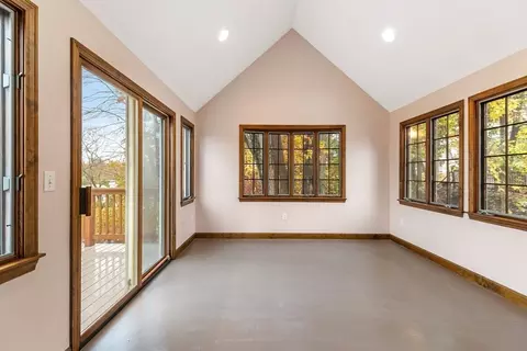 30 Amherst Rd, Marblehead, MA 01945 photo 18