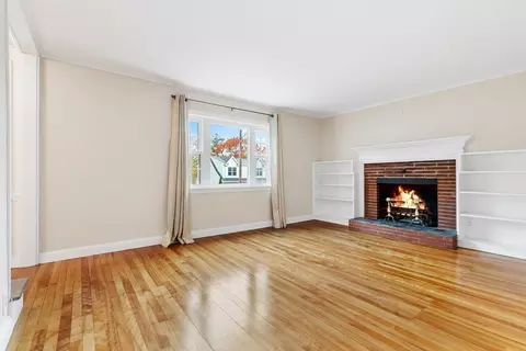 30 Amherst Rd, Marblehead, MA 01945 photo 6