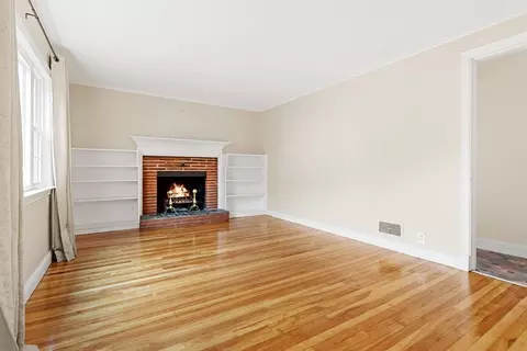 30 Amherst Rd, Marblehead, MA 01945 photo 8