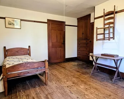 Bedroom - 78 Shaker Rd, Harvard, MA 01451 photo 2 of 10