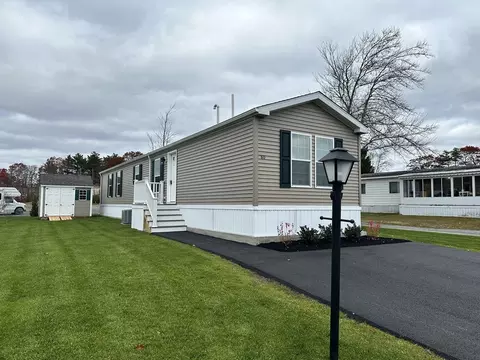 80 Bally Dr, Raynham, MA 02767