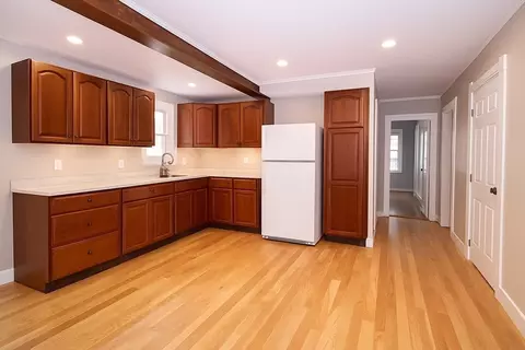 37 Wing Ln, Acushnet, MA 02743 photo 5