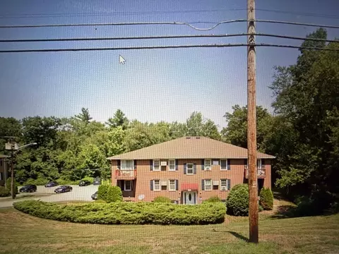 325 Ashland Ave #10, Southbridge, MA 01550