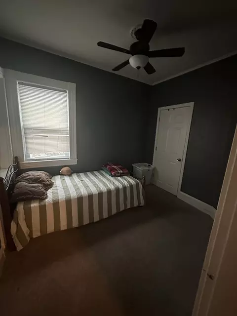 48 E St, Lowell, MA 01851 photo 4