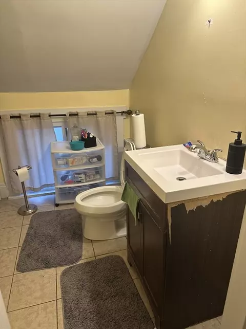 48 E St, Lowell, MA 01851 photo 11