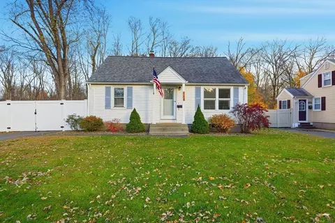 180 Wolcott Ave, West Springfield, MA 01089